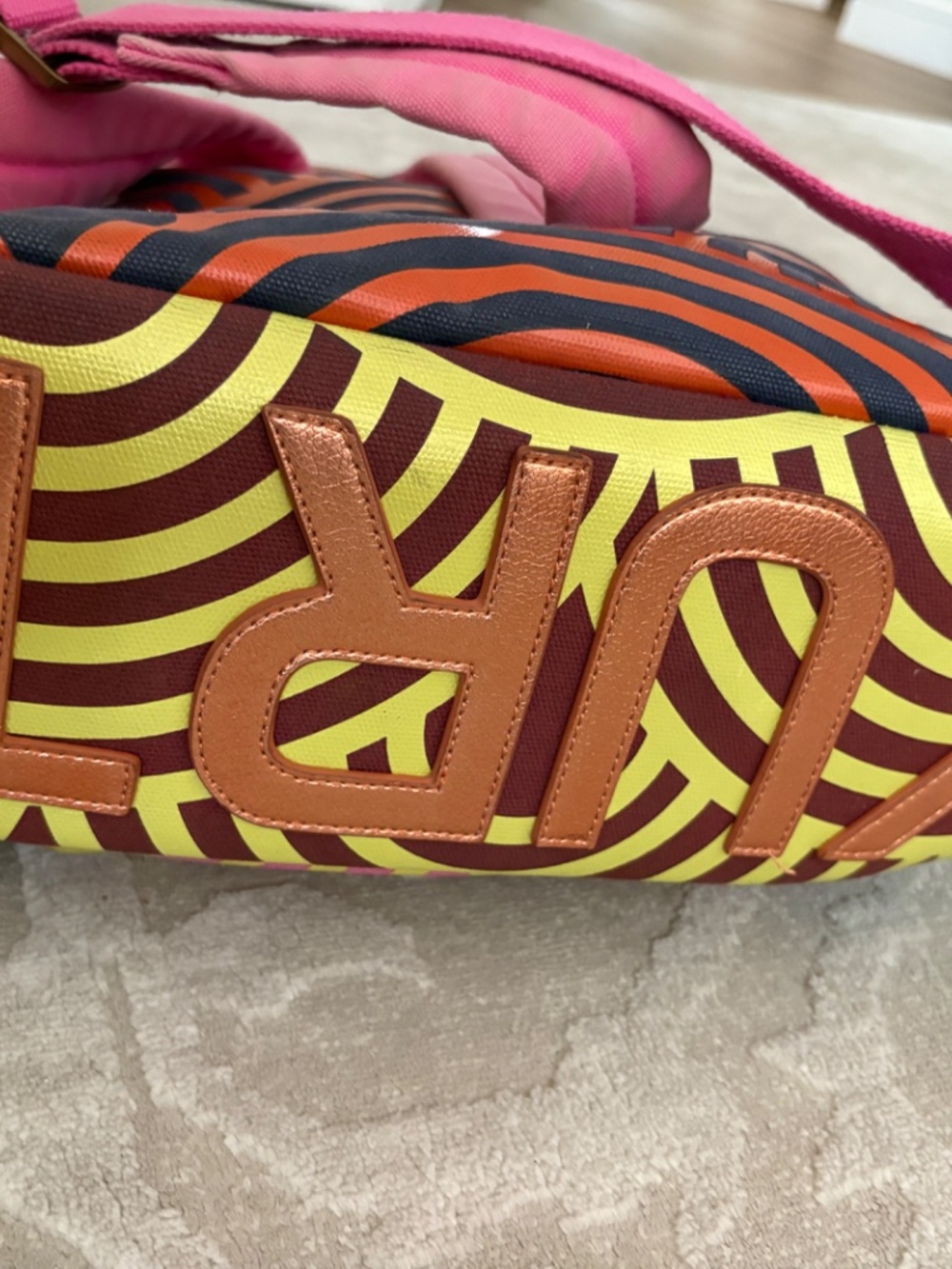 Large Kurt Geiger south bank  backpack - Picture 10 of 16